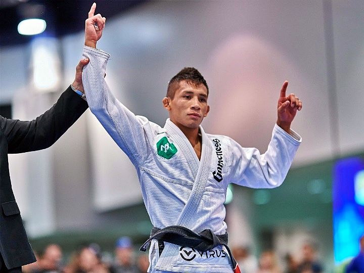 Lucas Pinheiro conquista Europeu de Jiu-Jitsu em sua estreia no master