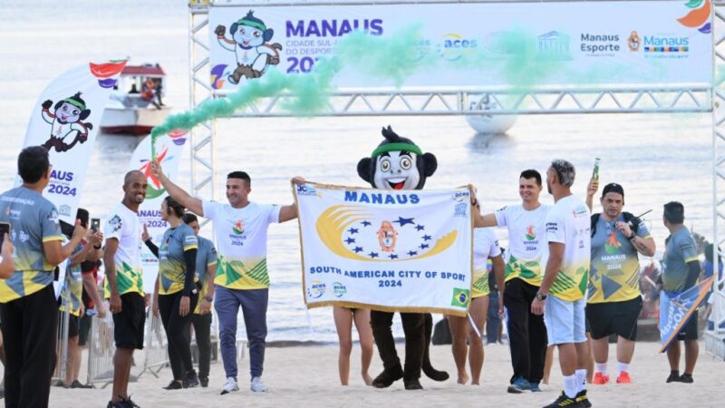 Manaus recebe título e bandeira de ‘Cidade Sul-Americana do Desporto’ de 2024