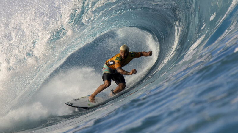 Gabriel Medina e Ítalo Ferreira avançam em Margaret River