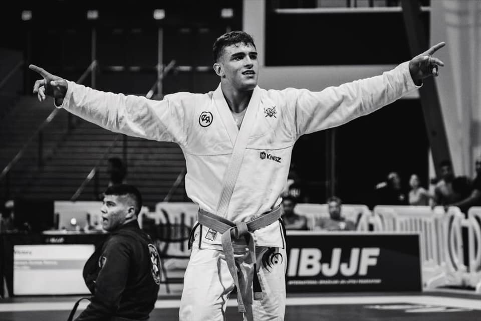 Kaynan Duarte celebra conquista do ouro duplo no ADCC e projeta superluta com Gordon Ryan